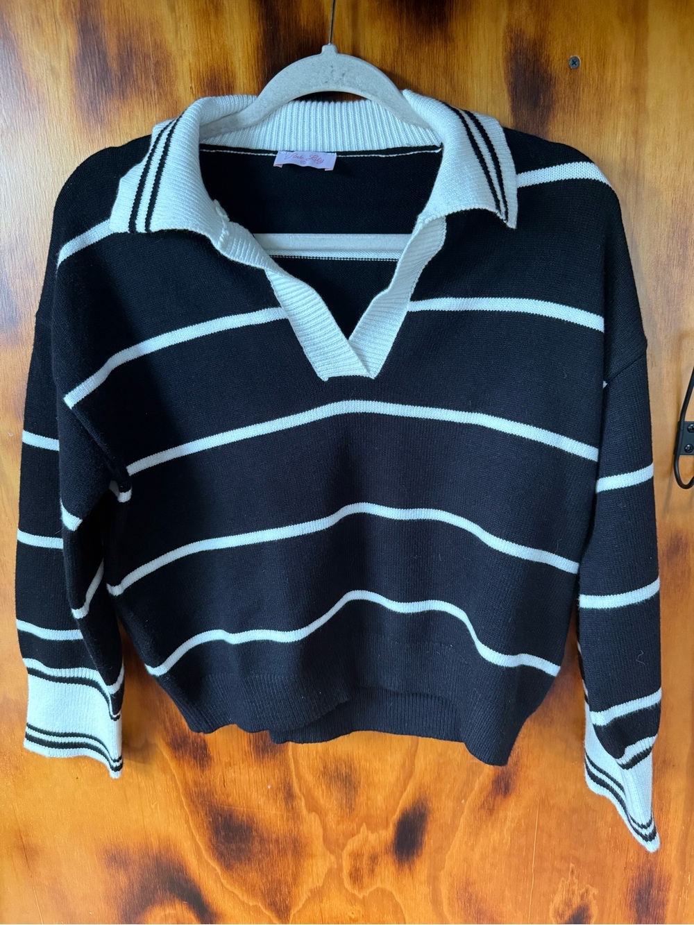 Pink Lily Black & White Striped V‑Neck Polo Collar Sweater